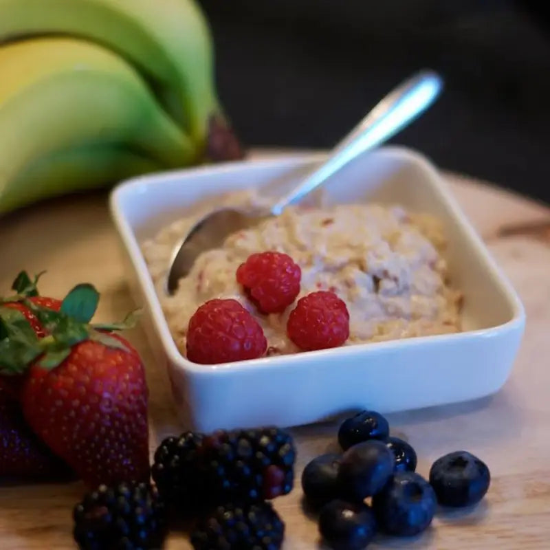 Morning Oats With Raspberry - Box of 6 x 1050g Tins - 108 Servings - Freeze Dried Food