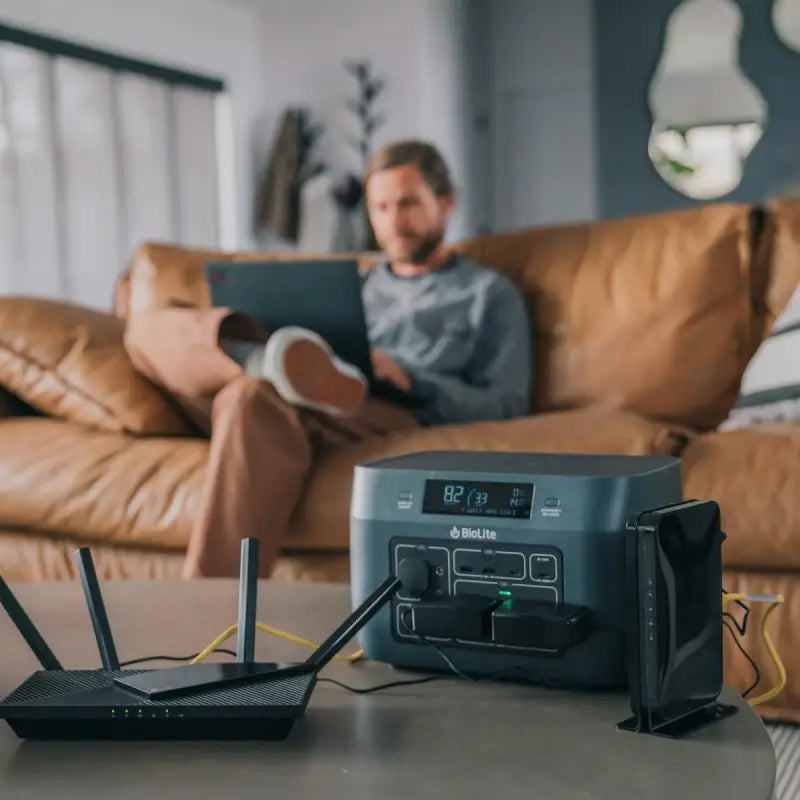 BioLite BaseCharge 600 Portable Power Station - Portable Power Station