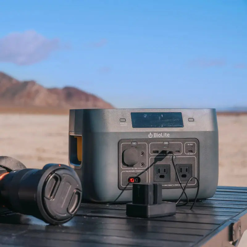BioLite BaseCharge 600 Portable Power Station - Portable Power Station