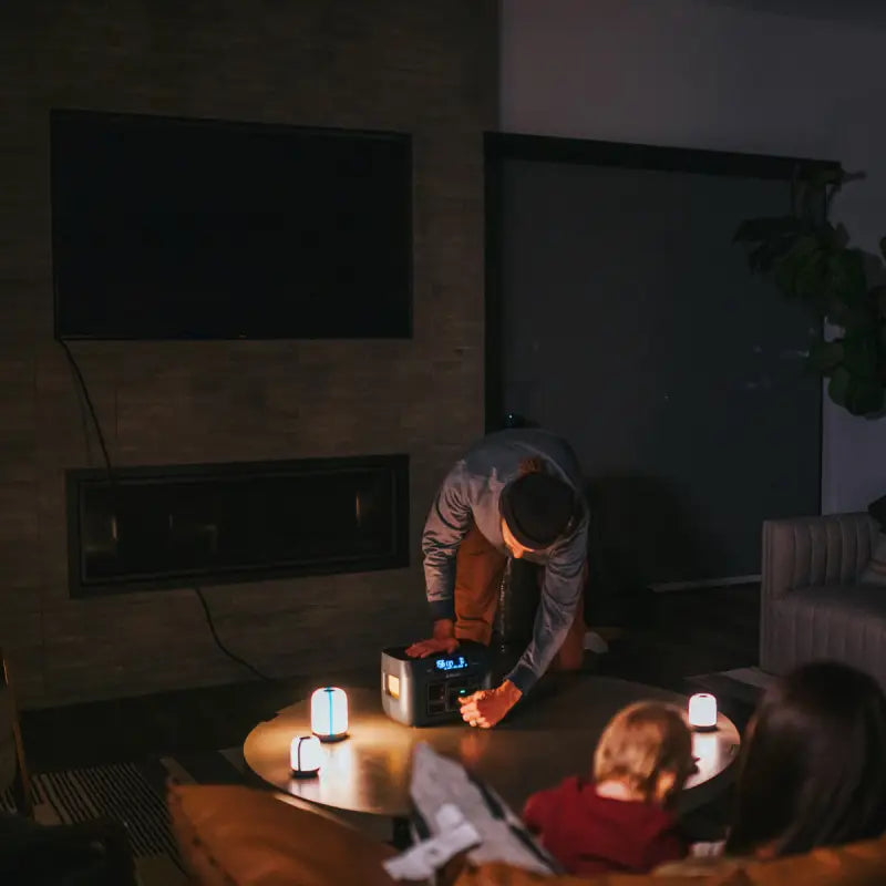 BioLite BaseCharge 600 Portable Power Station - Portable Power Station